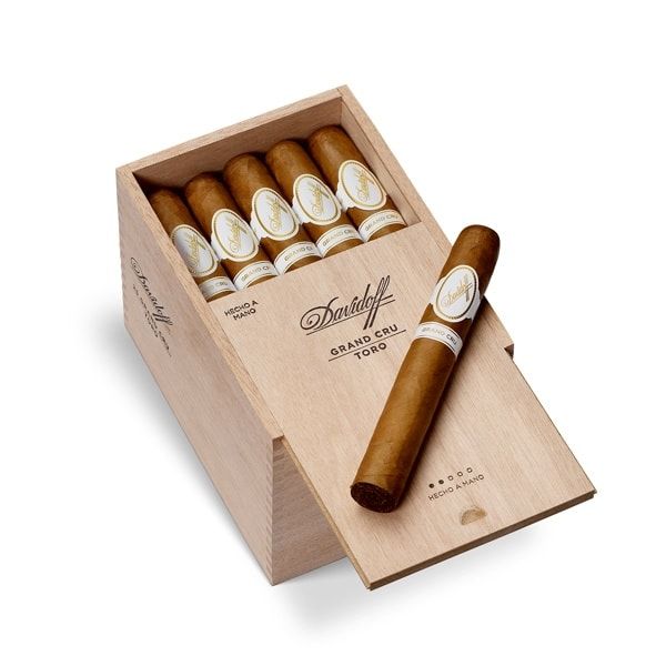 Davidoff Grand Cru Toro (BOX OF 25)