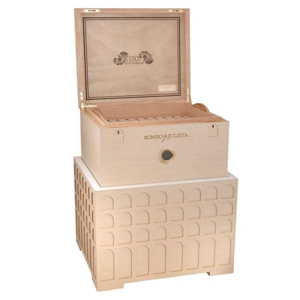 Romeo y Julieta 150th Anniversary Humidor with Toro Cigars